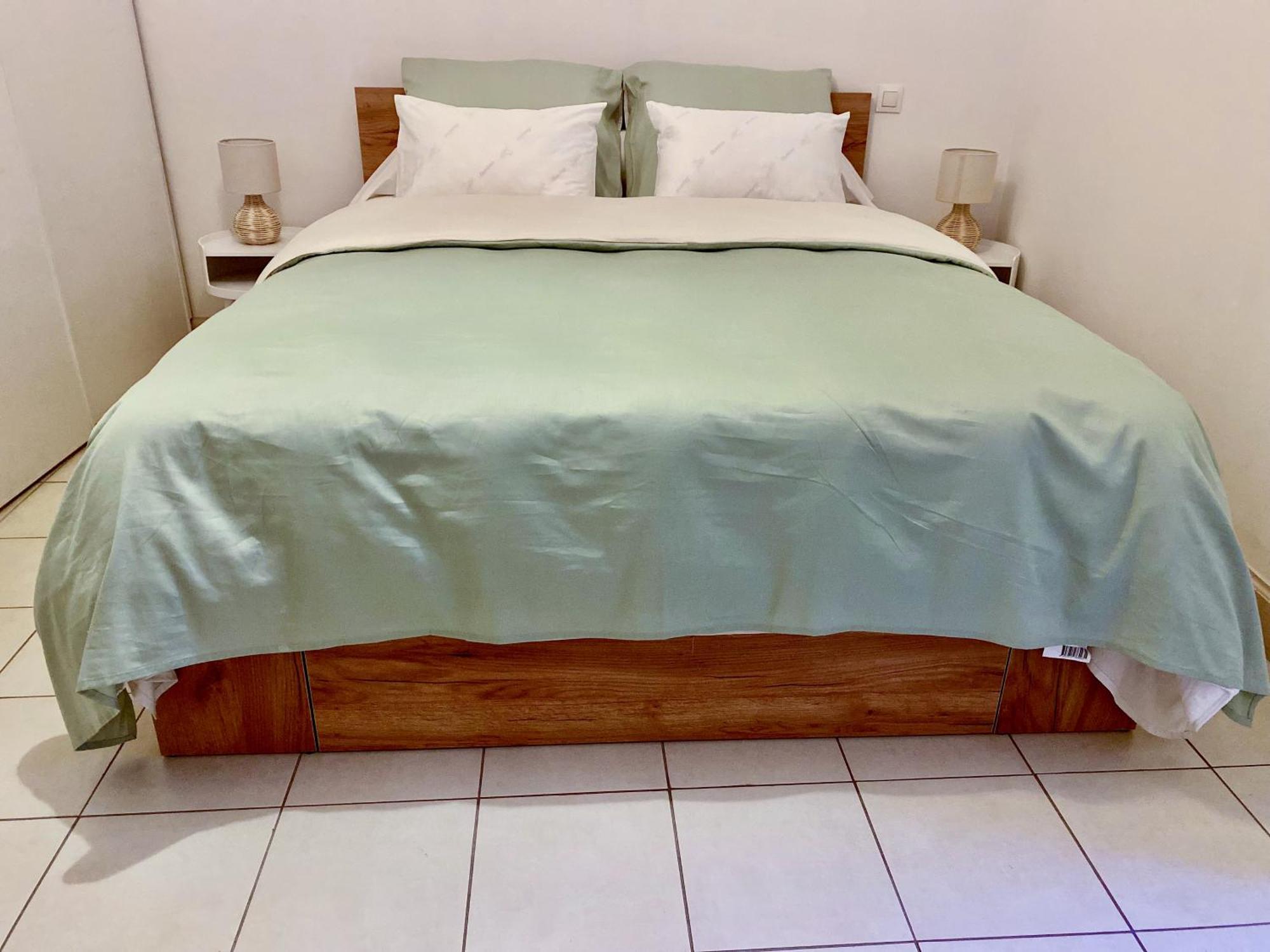 Appartement T3 Situe Pres De La Place Carnot *